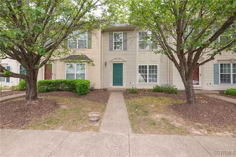 10737 Mountain Ash Dr, Glen Allen, VA 23060