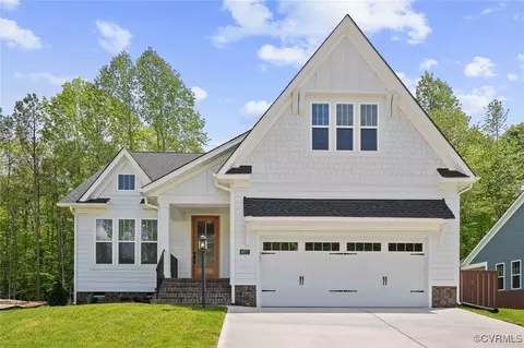 8877 Terrior Ln, New Kent, VA 23124