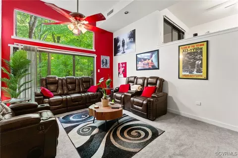 9211 Groundhog Dr, North Chesterfield, VA 23235