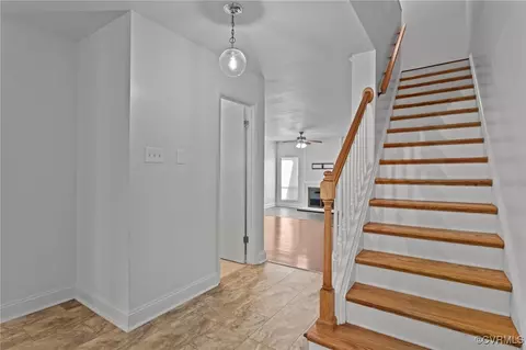 Entry Way - 11905 W Briar Patch Dr, Midlothian, VA 23113 photo 5 of 6