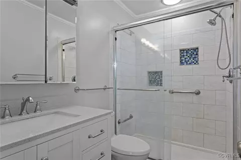 Bath - 11905 W Briar Patch Dr, Midlothian, VA 23113 photo 1 of 3