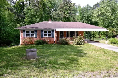 2227 Oral Oaks Rd, Kenbridge, VA 23944