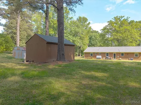 11311 Moravia Rd, Midlothian, VA 23112 photo 3