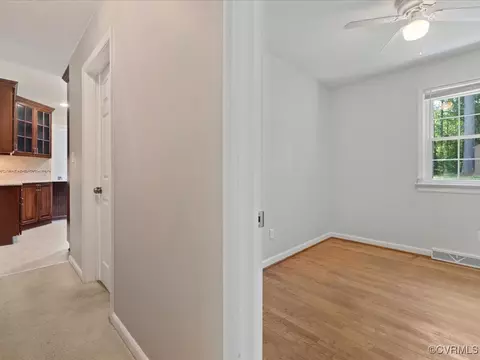 11311 Moravia Rd, Midlothian, VA 23112 photo 15