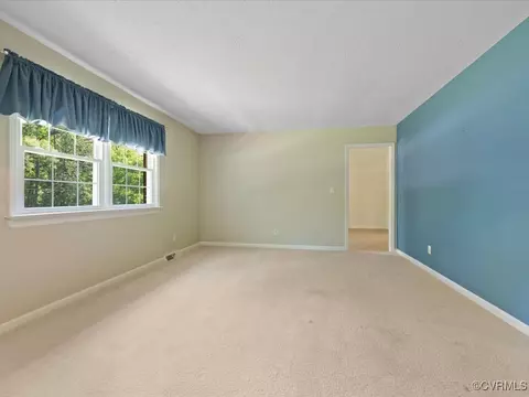 11311 Moravia Rd, Midlothian, VA 23112 photo 5