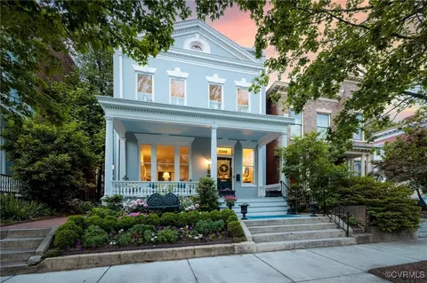 2202 W Grace St, Richmond, VA 23220