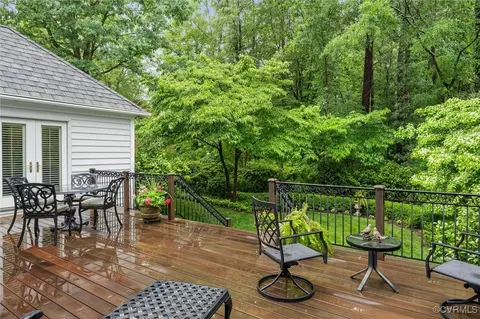 Exterior - 17 E Square Ln, Richmond, VA 23238 photo 7 of 9