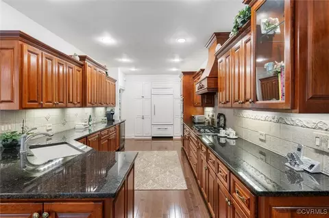 Kitchen - 17 E Square Ln, Richmond, VA 23238 photo 1 of 5