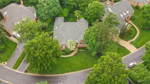 View/Area - 17 E Square Ln, Richmond, VA 23238 photo 1 of 2
