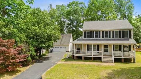 13705 Nashua Pl, Midlothian, VA 23112