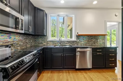 Kitchen - 1582 Devon Way, Manakin Sabot, VA 23103 photo 1 of 3