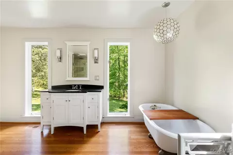 Bath - 1582 Devon Way, Manakin Sabot, VA 23103 photo 2 of 4