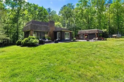 Exterior - 1582 Devon Way, Manakin Sabot, VA 23103 photo 12 of 13