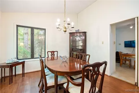 3207 Shadow Oaks Rd, Midlothian, VA 23112 photo 7