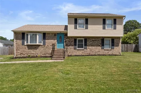3809 Kippax Dr, Hopewell, VA 23860