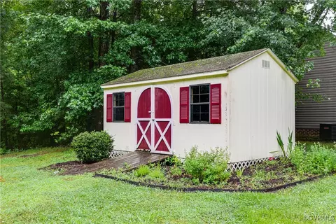 11201 Danforth Rd, Chesterfield, VA 23838 photo 31