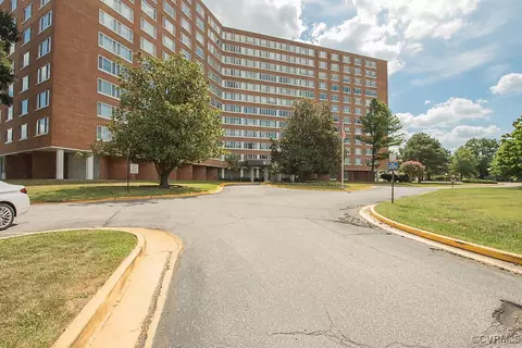 5100 Monument Ave #804, Richmond, VA 23230