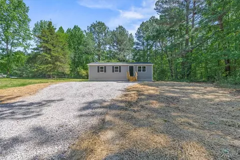 Exterior - 10614 White Oak Rd, Ford, VA 23850 photo 4 of 11