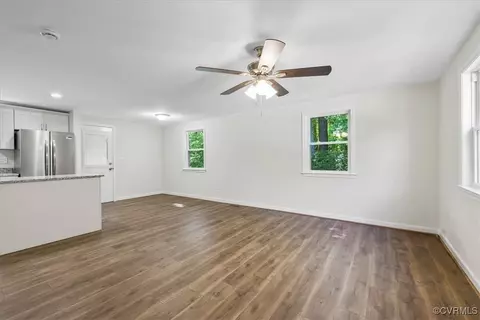 Living - 10614 White Oak Rd, Ford, VA 23850 photo 1 of 4