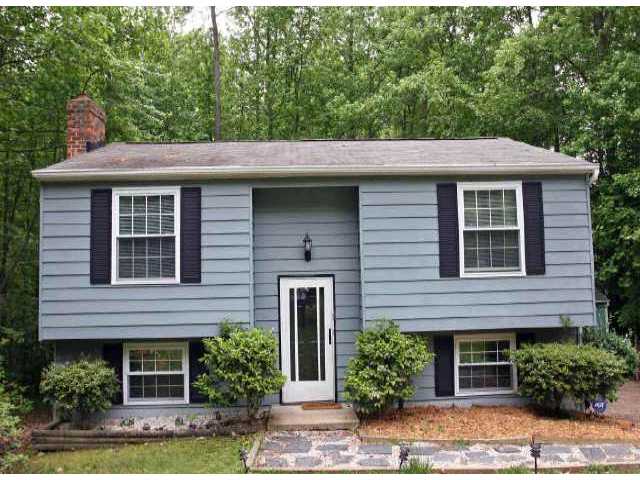 5563 Heatherhill Dr, Richmond, VA 23234 photo 1