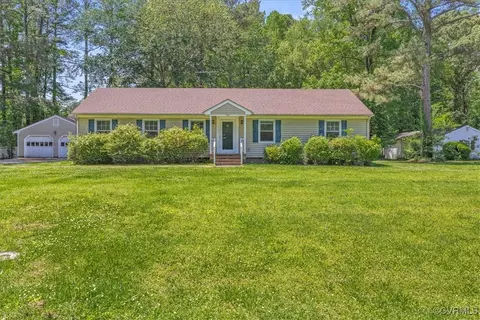 330 Jasper Ln, Waverly, VA 23890