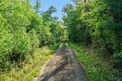 02 E River Rd, King William, VA 23086 photo 2