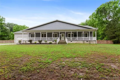 3708 Seaford Rd, Seaford, VA 23696