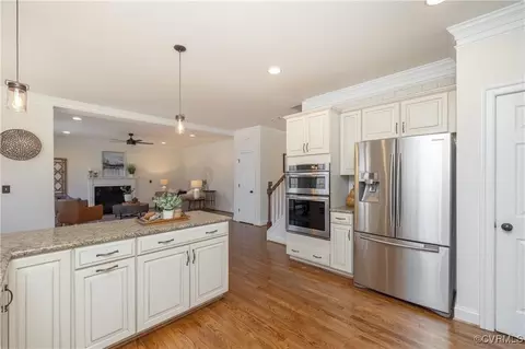 3712 Edenfield Rd, Midlothian, VA 23113 photo 11