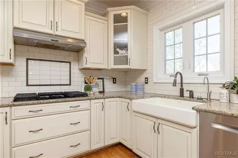 3712 Edenfield Rd, Midlothian, VA 23113 photo 7