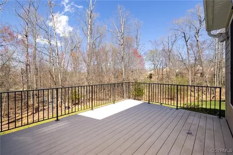 3712 Edenfield Rd, Midlothian, VA 23113 photo 4