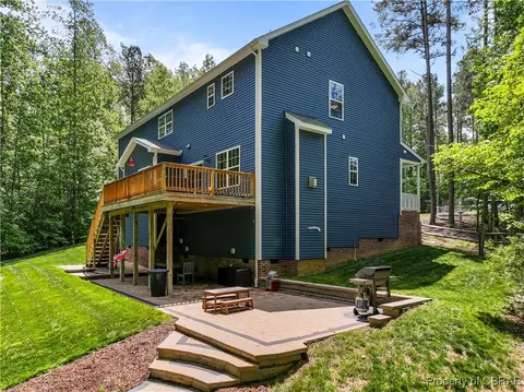 8675 Thomas Jefferson Way, Gloucester, VA 23061 photo 9