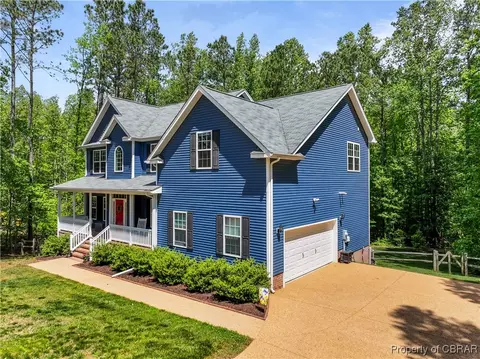 8675 Thomas Jefferson Way, Gloucester, VA 23061 photo 4