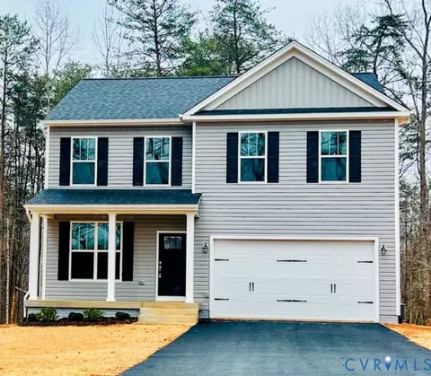 409 Confederate Dr, Locust Grove, VA 22508
