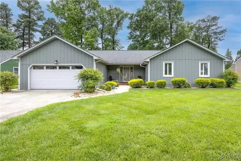 1007 Germar Ct, Colonial Heights, VA 23834