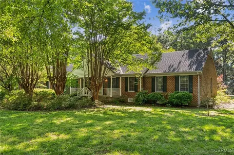 9263 Sentry Station Rd, Mechanicsville, VA 23116