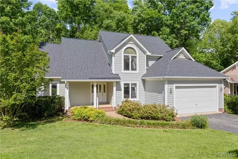 5810 Spinnaker Cove Rd, Midlothian, VA 23112