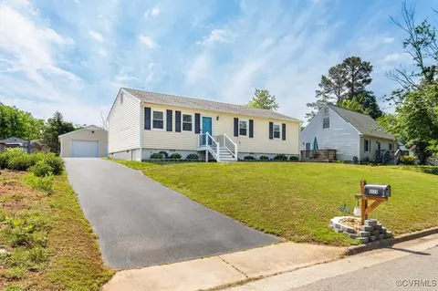 9325 Wareham Pl, North Chesterfield, VA 23237