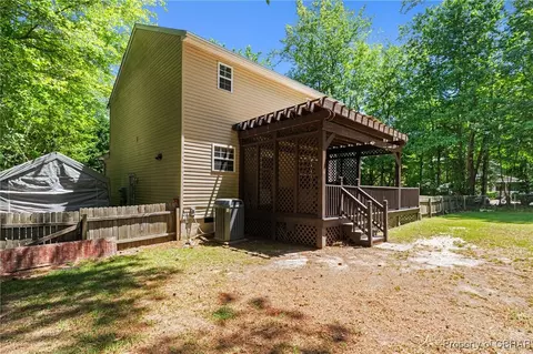 Exterior - 8333 Founders Mill Way, Gloucester, VA 23061 photo 10 of 12