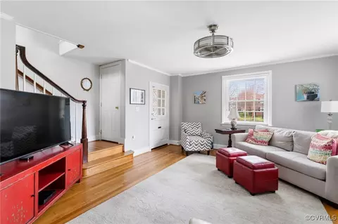 Living - 43 E Lock Ln, Richmond, VA 23226 photo 2 of 2
