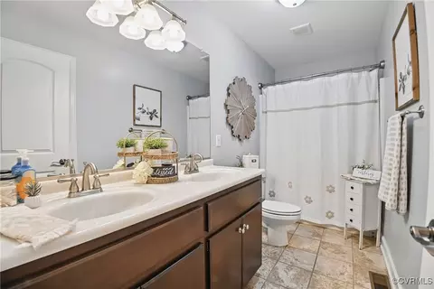 Bath - 14609 Gatewood Rd, Dewitt, VA 23840 photo 1 of 3