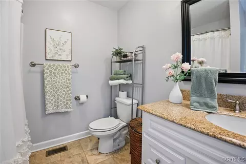 Bath - 14609 Gatewood Rd, Dewitt, VA 23840 photo 2 of 3