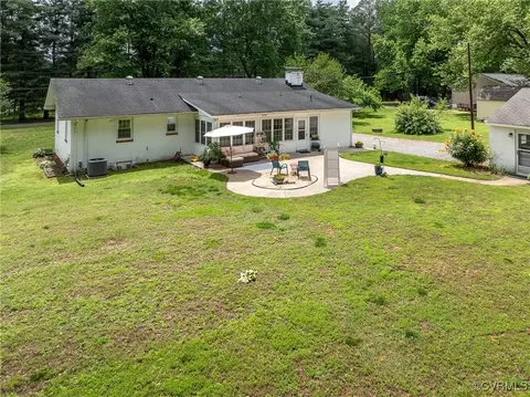 7478 Lou Ln, Mechanicsville, VA 23111 photo 10