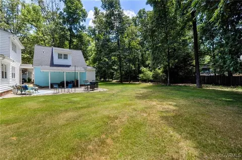 Exterior - 13951 Whitechapel Rd, Midlothian, VA 23113 photo 6 of 7