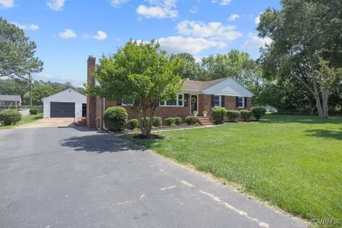 3511 Respess Rd, Midlothian, VA 23112 photo 3