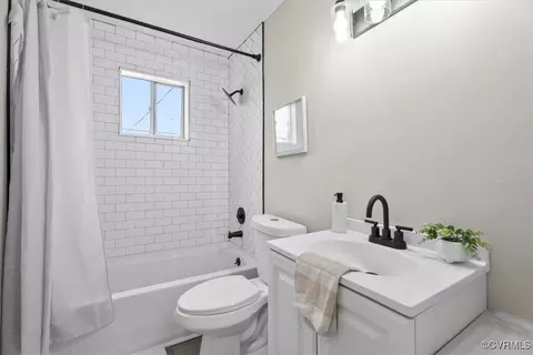 Bath - 1129 E 15th St, Richmond, VA 23224 photo 1 of 1