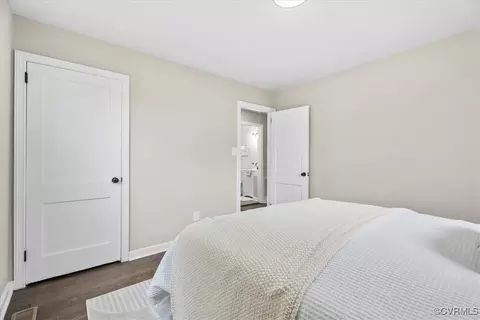 Bedroom - 1129 E 15th St, Richmond, VA 23224 photo 2 of 4