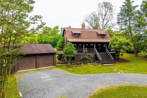 13 Bunker Blvd, Palmyra, VA 22963