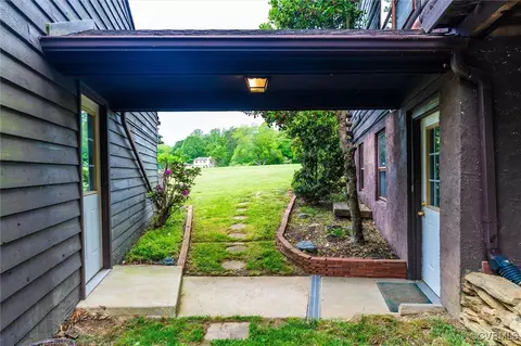 Exterior - 13 Bunker Blvd, Palmyra, VA 22963 photo 6 of 7