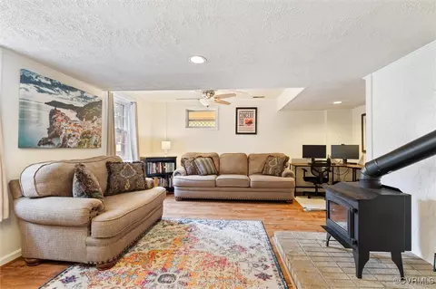 Living - 13 Bunker Blvd, Palmyra, VA 22963 photo 5 of 6