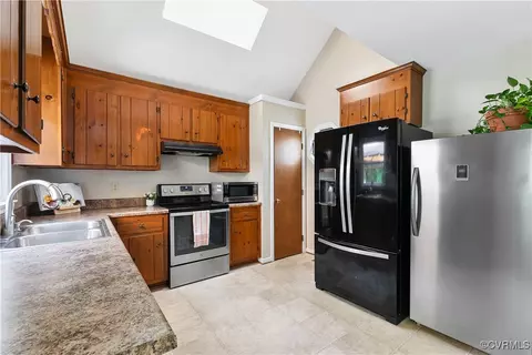 2912 Mcmanaway Dr, Midlothian, VA 23112 photo 16